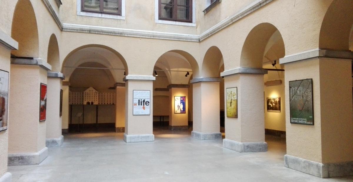 The exhibition spaces at City Hall:. the Historical Atrium