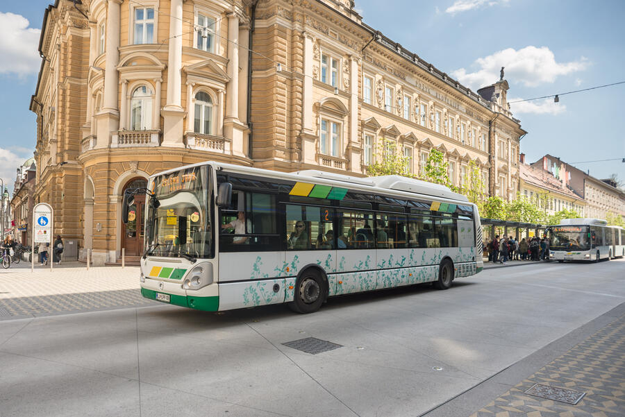 Avtobus LPP na Slovenski cesti_dkordic