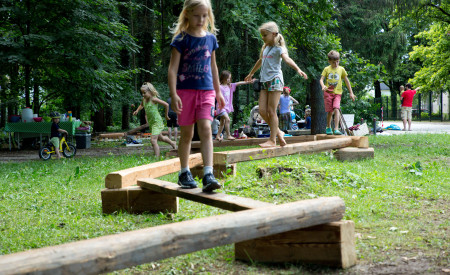 190622 Urejanje gozd prebivalci vrt mescan foto Nejc Trampuž vir IPOP PRostoroz (15)