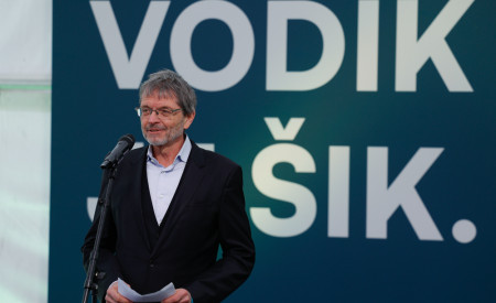 20260210 odprtje polnilnega parka za alternativna goriva nrovan 035