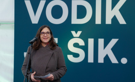 20260210 odprtje polnilnega parka za alternativna goriva nrovan 041