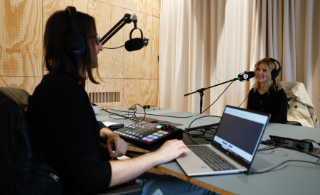 20260312 otvoritev Centra mladih Ljubljana BAZA nrovan 085