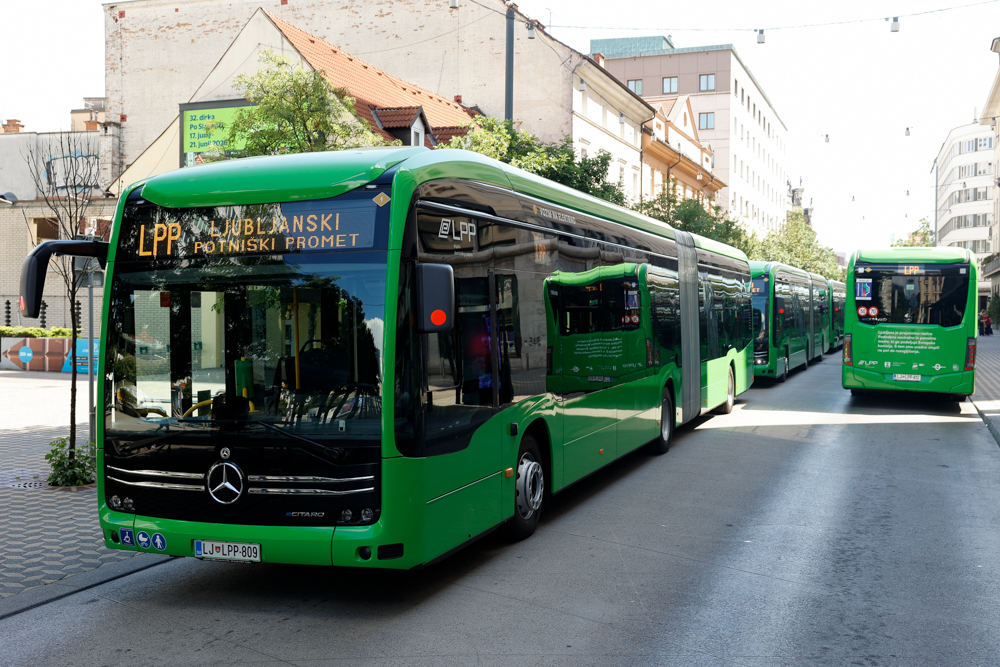 20260620 predstavitev novih elektricnih avtobusov nrovan 062