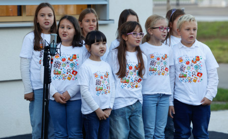 20261015 otvoritev igrisca na OS Milana Sustarsica nrovan 034