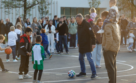 20261015 otvoritev igrisca na OS Milana Sustarsica nrovan 046