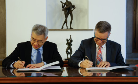 20261015 sprejem delegacije iz Chengduja nrovan 034