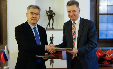 20261015 sprejem delegacije iz Chengduja nrovan 038