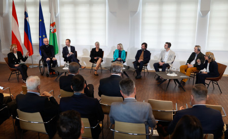 20261023 okrogla miza Ljubljana Dunaj mesto prihodnosti nrovan 025