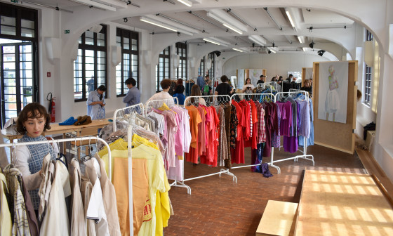 Izmenjevalnica oblačil v Centru Rog, foto: Klara Manca Čanžek