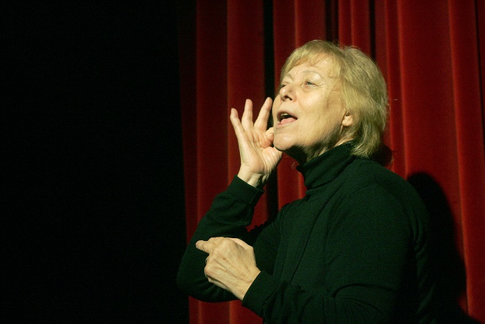 Ljubica Podgoršek, tolmačka slovenskega znakovnega jezika. Foto: Mavric Pivk, Delo, Glasilo Ljubljana