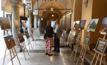 Osrednji atrij  Veleposlaništvo Gruzije©Nik Rovan arhiv MOL 3