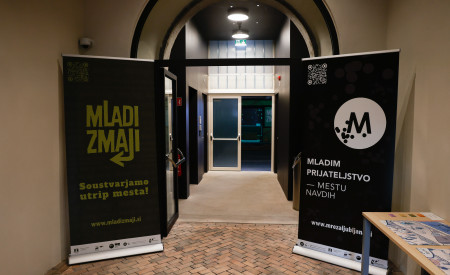 vhod v mladinski center