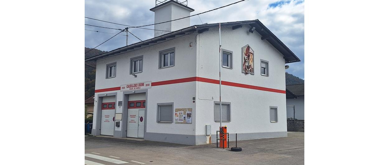 Gasilski dom 1250x530 z ovojem
