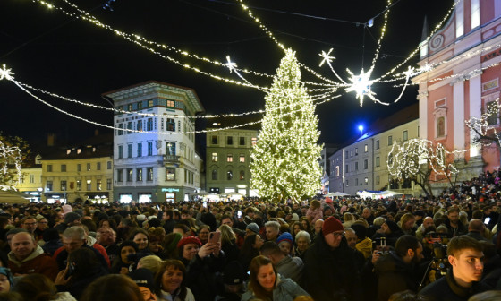 Prižig prazničnih luči, december 2024. Foto: Bobo