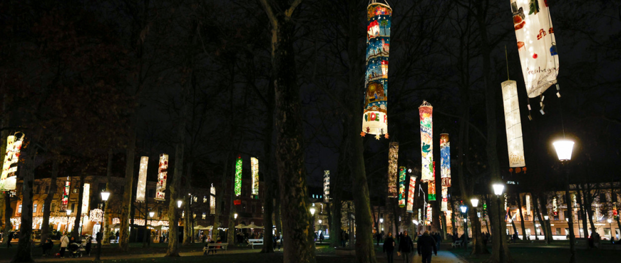 Praznični lampijoni v parku Zvezda 2025, foto: N. Rovan 