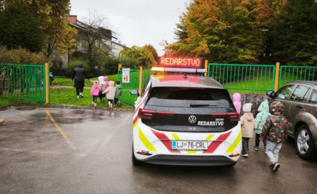 Redarji so obiskali otroke iz vrtca