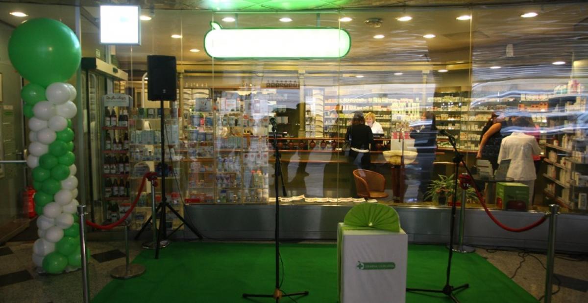 150904_otvoritevprenovljenelekarnewtc_nrovan_001.jpeg