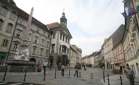 Mestni_trg, foto: M. Fras.jpg