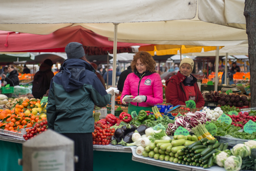 Promocija uporabe alternativnih vrečk   Osrednja tržnica (30.1.2016) (18 of 52)