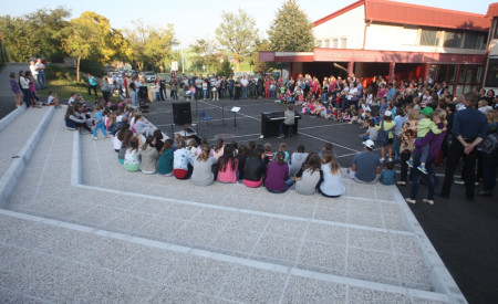 Prenovljena ploščad, foto: Nik Rovan