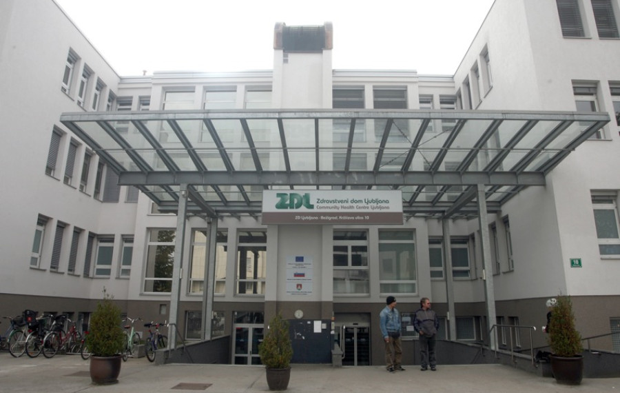 151027 otvoritev prenovljenih prostorov ZD Bezigrad nrovan 3