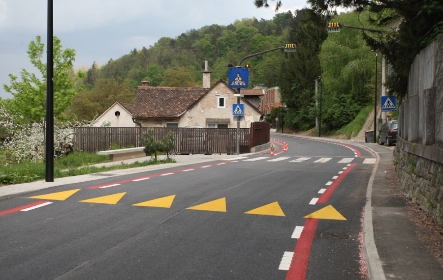 cestišče, ležeči policaj