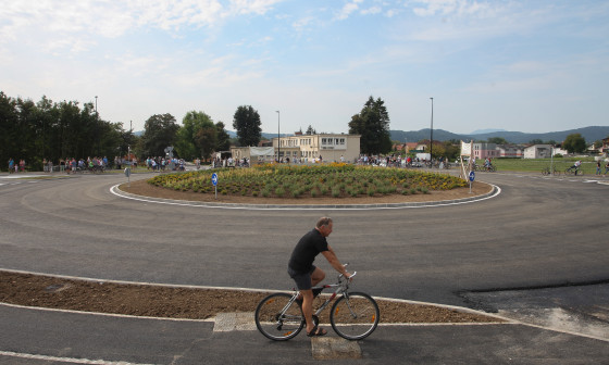 Krožišče Zaloške, Kašeljske, foto: Nik Rovan