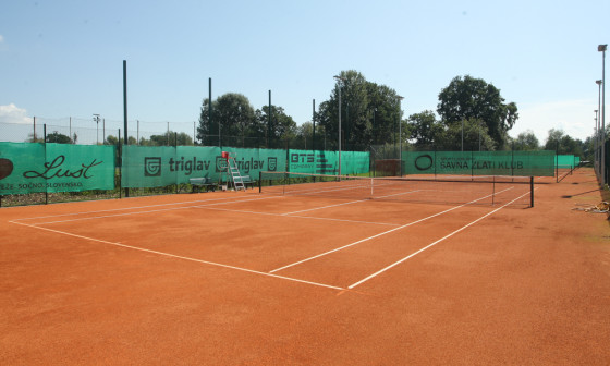 Teniško igrišče. Foto: N. Rovan 