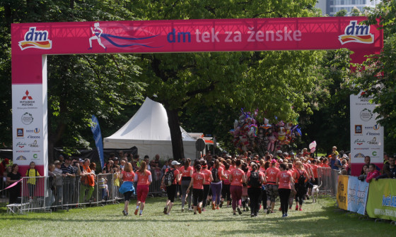 udeleženke DM teka v Tivoliju