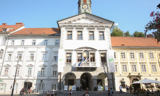 pročelje mestne hiše