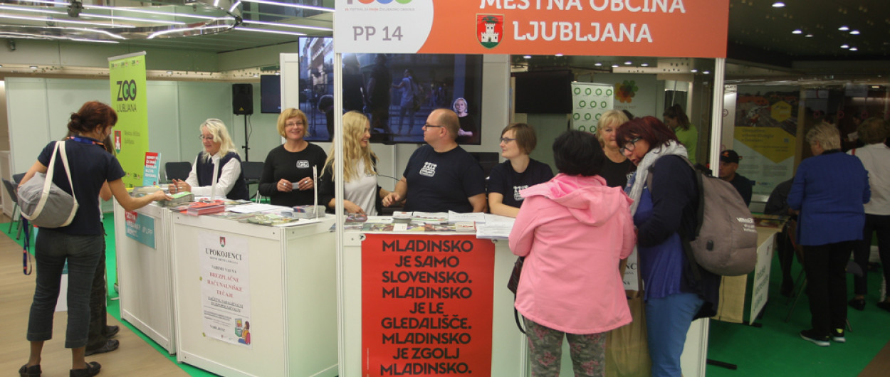 predstavitveni prostor mestne občine ljubljana na festivalu za tretje življenjsko obdobje