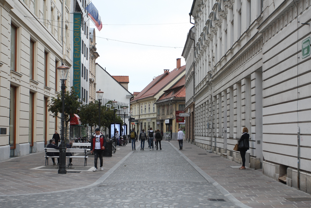 191015 prenovljena trubarjeva ulica nrovan 001