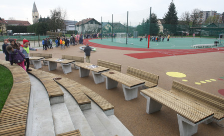 Obnovljeno igrišče OŠ N. H. Maksa Pečarja, foto: Nik Rovan