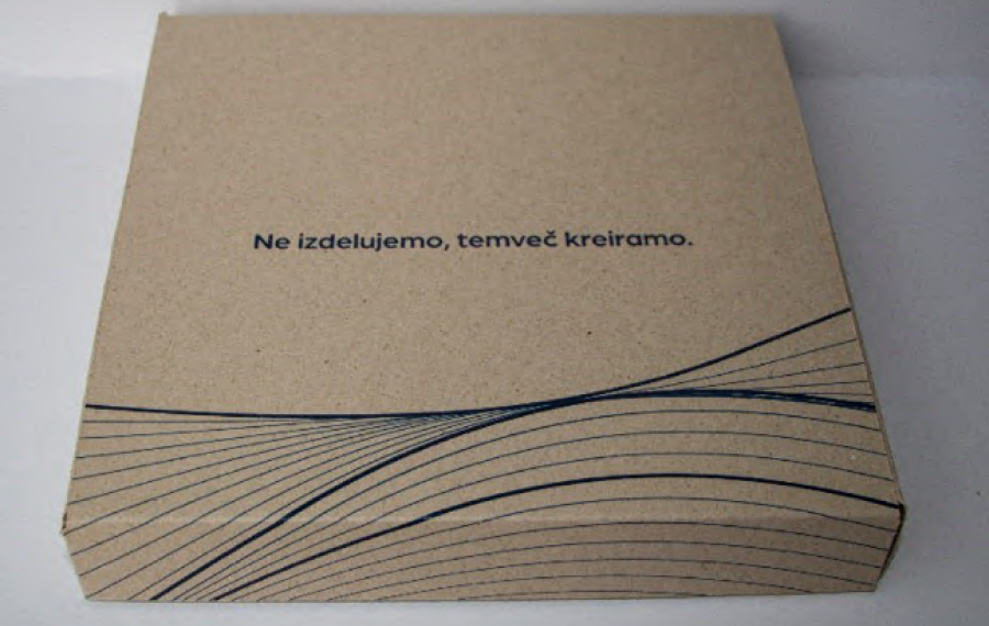 darilna škatla