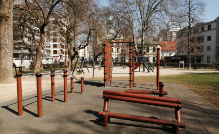 Orodje za ulično vadbo v Parku slovenske reformacije. Foto: arhiv MOL