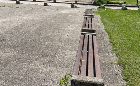 klopi na otroskih igriscih v Spodnjih Crnucah. Foto: arhiv MOL