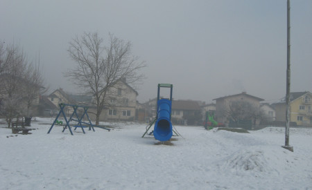 otrosko igrisce pod skakalnico v Guncljah. Foto: arhiv