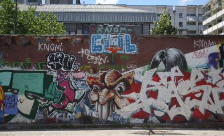 200611 grafitno mesto metelkova kosarkasko igrisce nrovan 005
