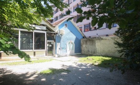 200708 grafitno mesto zid v Foersterjevem vrtu nrovan 003