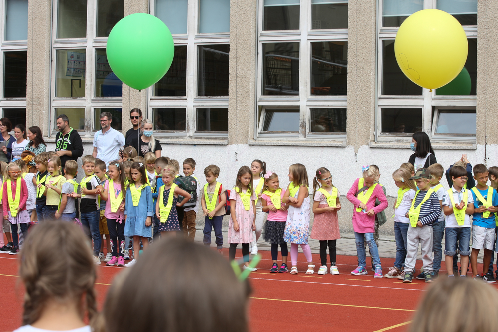 200901 prvi solski dan na OS Riharda Jakopica nrovan 038