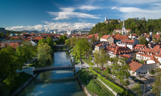 20160421 Ljubljana dron foto STA vir MOL 9