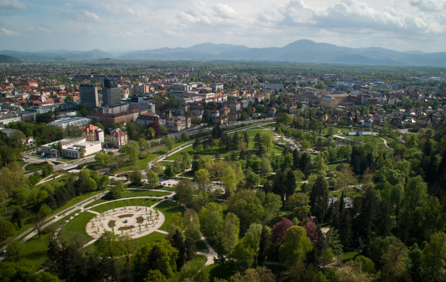 pogled na Ljubljano iz zraka