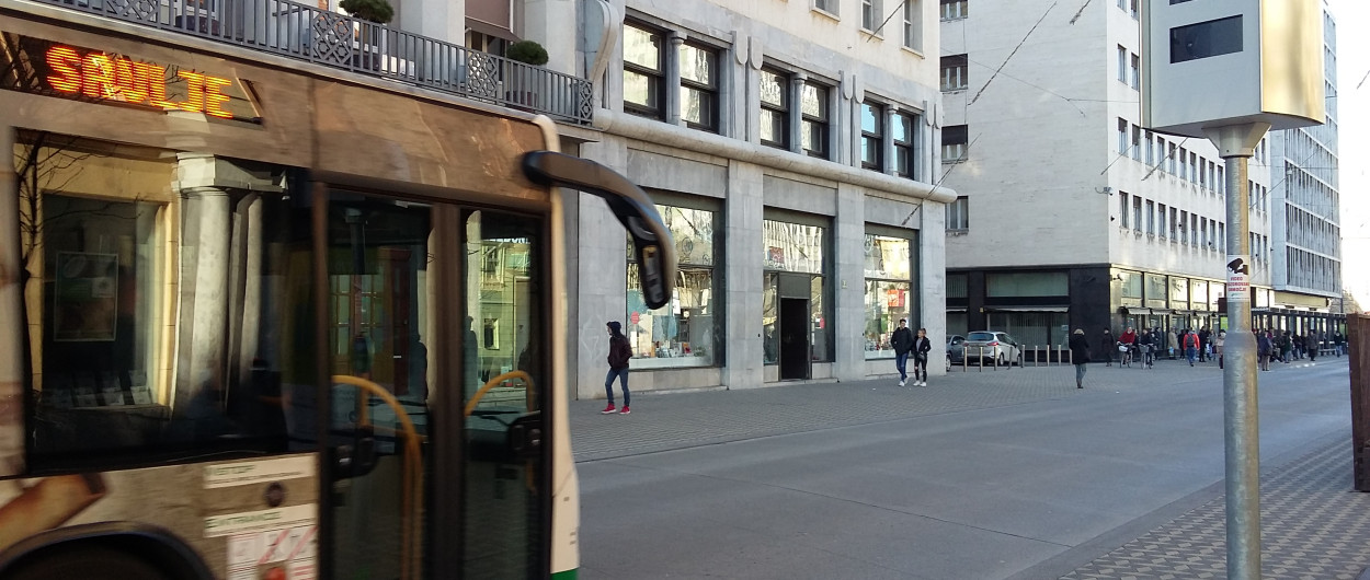 Samodejna merilna naprava na Slovenski cesti Foto: MOL