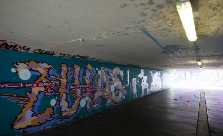 20201103 grafitno mesto podhod pri Kinu Siska nrovan 003