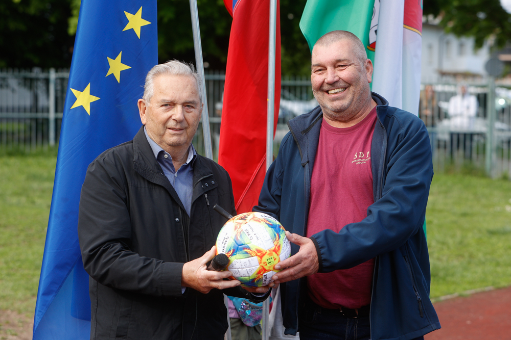20210517 predaja nogometne zoge cs dravlje nrovan 034