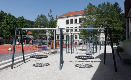 Prenovljeno igrišče na OP Franca Rozmana Staneta