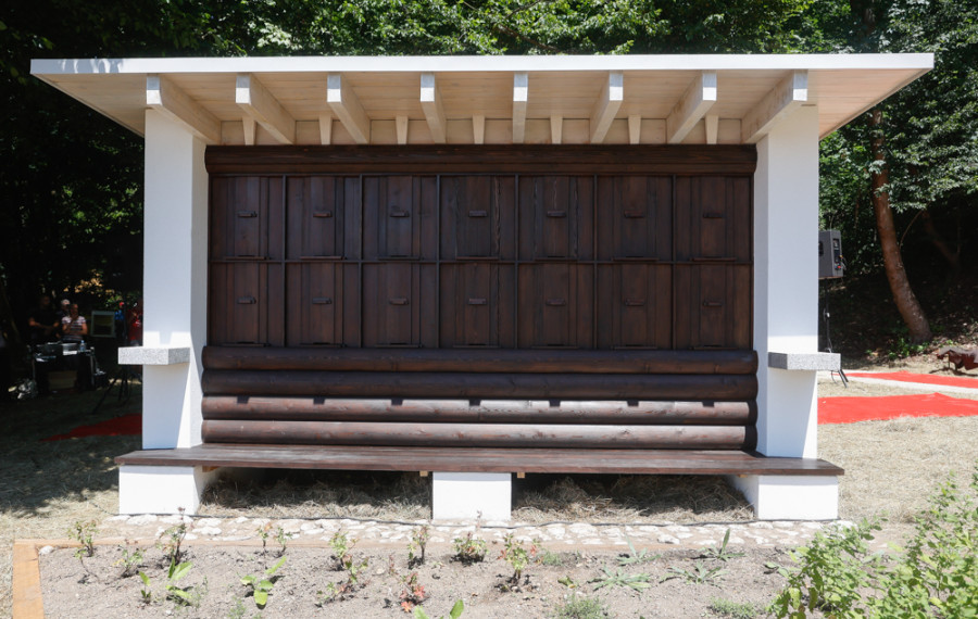 Plečnikov čebelnjak v obliki preprostega paviljona, foto: nrovan