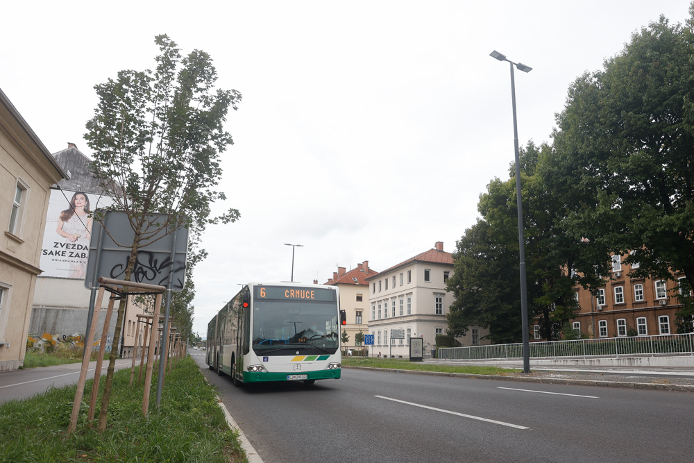 20210828 prenovljena trzaska cesta nrovan 012