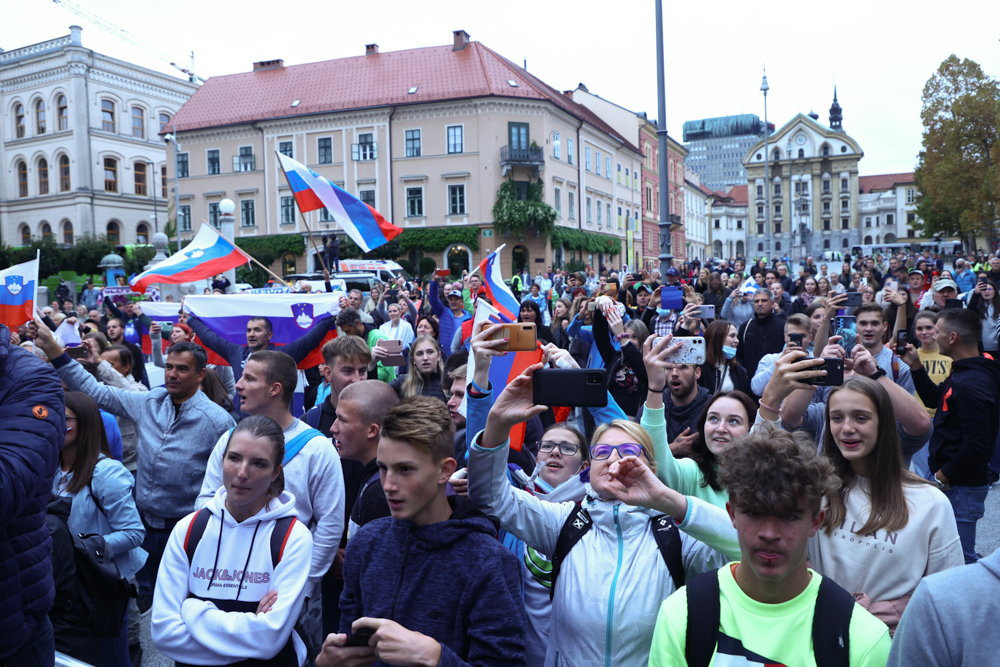 20210920 sprejem odbojkarske reprezentance nrovan 017