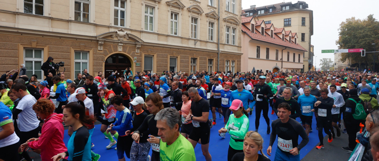 tekači na ljubljanskem maratonu